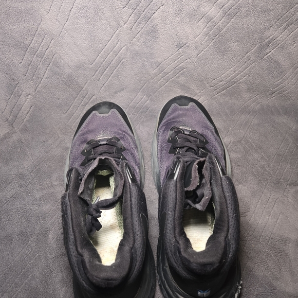 Hoka One One Speedgoat 5 Mid GTX Boots Mens Sz 10 Hiking Shoes Black. - Picture 6 of 8